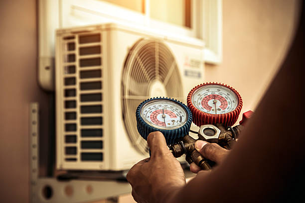 Professional Hvac Maintenance technician working in Marlborough, MA